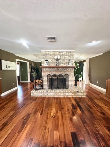 4011 Kerr Drive, Bourg, LA 70343