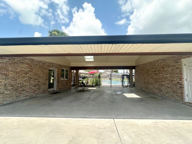 4011 Kerr Drive, Bourg, LA 70343