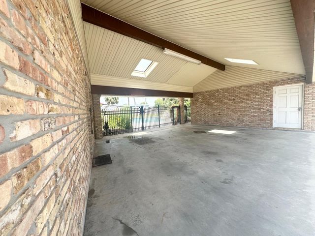 4011 Kerr Drive, Bourg, LA 70343