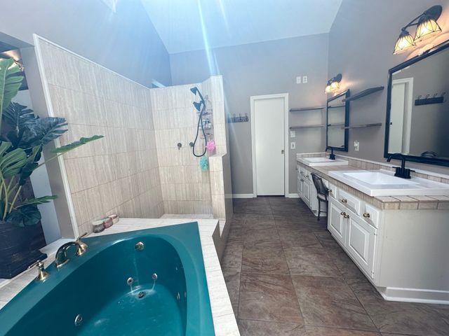 4011 Kerr Drive, Bourg, LA 70343