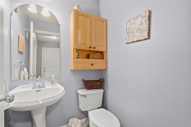 420 Woodbine Drive, Marion, IA 52302