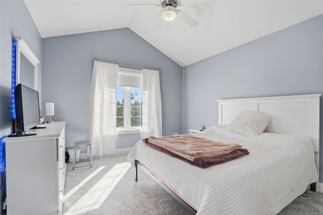 420 Woodbine Drive, Marion, IA 52302