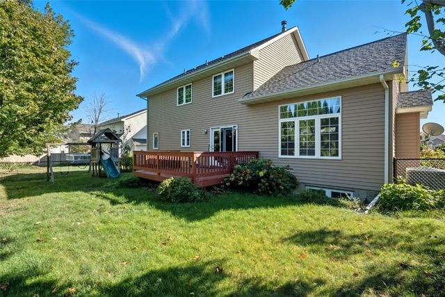 420 Woodbine Drive, Marion, IA 52302