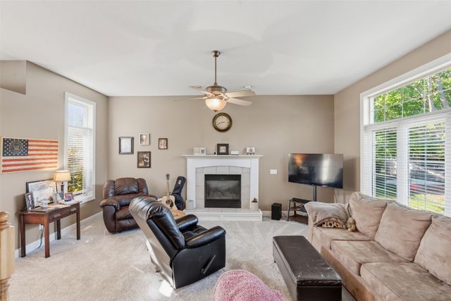 420 Woodbine Drive, Marion, IA 52302