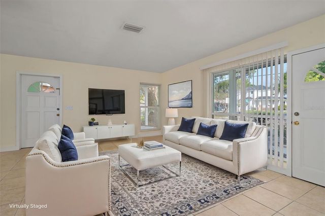 4808 W EUCLID AVENUE, Tampa, FL 33629