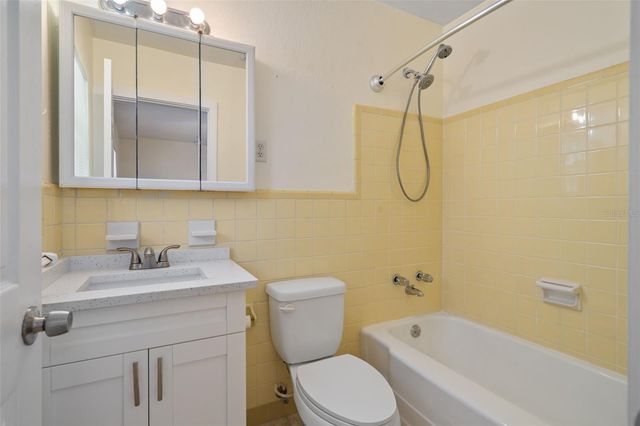 4808 W EUCLID AVENUE, Tampa, FL 33629