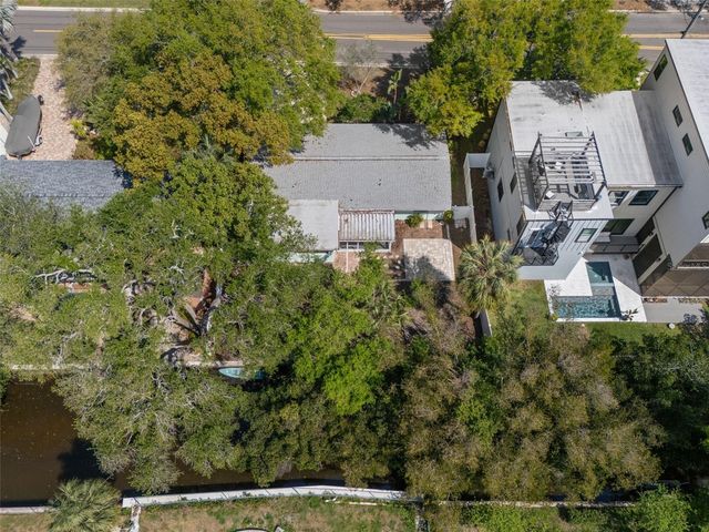 4808 W EUCLID AVENUE, Tampa, FL 33629