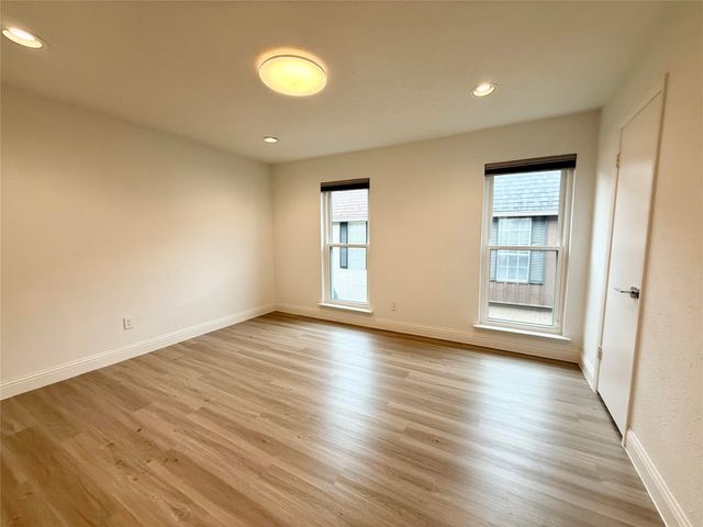2727 Shelby Avenue H, Dallas, TX 75219