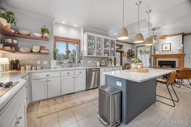 1550 Cedar Lawn Drive, Lebanon, MO 65536