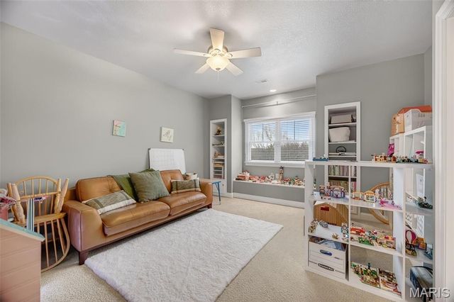 1550 Cedar Lawn Drive, Lebanon, MO 65536