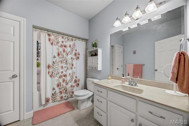 1550 Cedar Lawn Drive, Lebanon, MO 65536