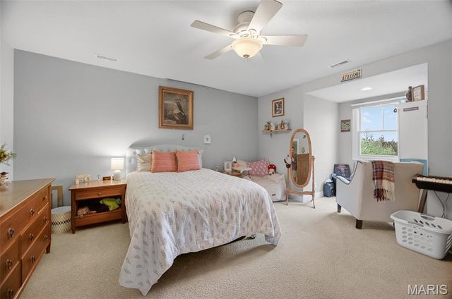 1550 Cedar Lawn Drive, Lebanon, MO 65536