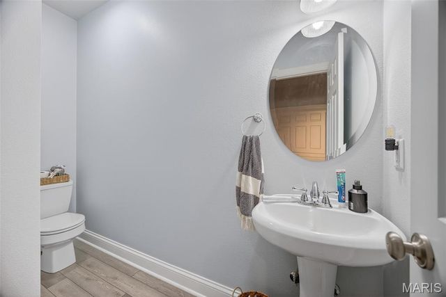 1550 Cedar Lawn Drive, Lebanon, MO 65536