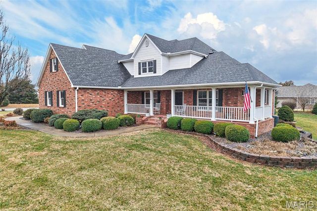 1550 Cedar Lawn Drive, Lebanon, MO 65536