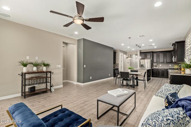 4229 E MESQUITE Street, Gilbert, AZ 85296