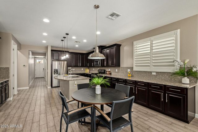 4229 E MESQUITE Street, Gilbert, AZ 85296