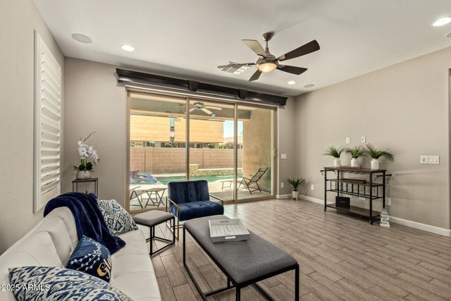 4229 E MESQUITE Street, Gilbert, AZ 85296