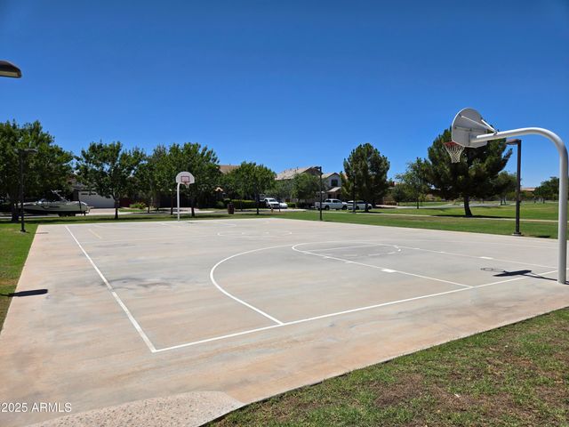 4229 E MESQUITE Street, Gilbert, AZ 85296