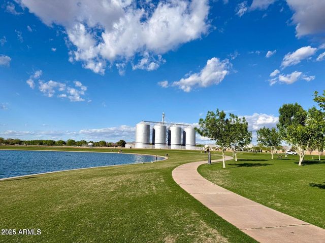 4229 E MESQUITE Street, Gilbert, AZ 85296