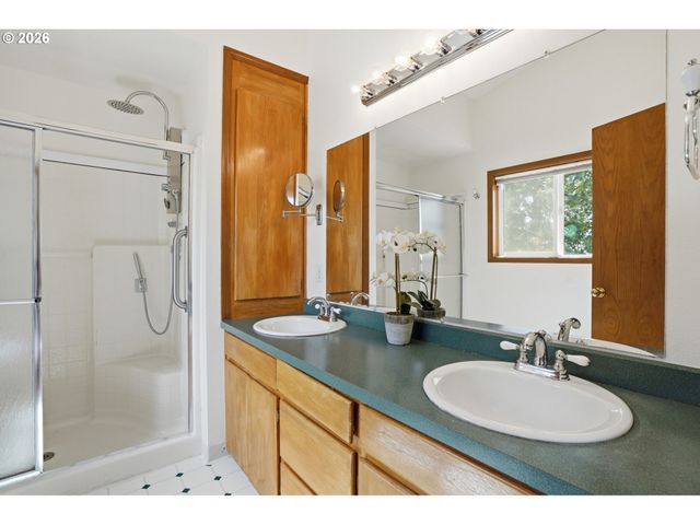 601 N 5TH St, Kalama, WA 98625