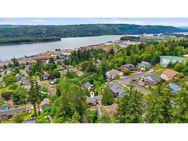 601 N 5TH St, Kalama, WA 98625