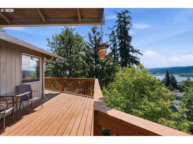 601 N 5TH St, Kalama, WA 98625