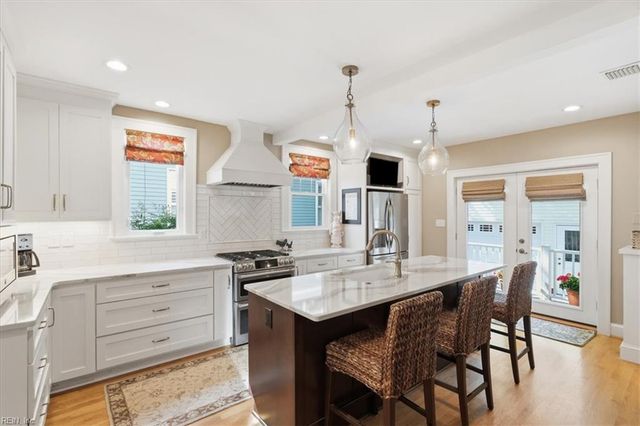 1027 Cambridge CRES, Norfolk, VA 23508