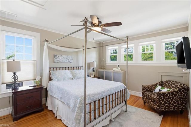 1027 Cambridge CRES, Norfolk, VA 23508