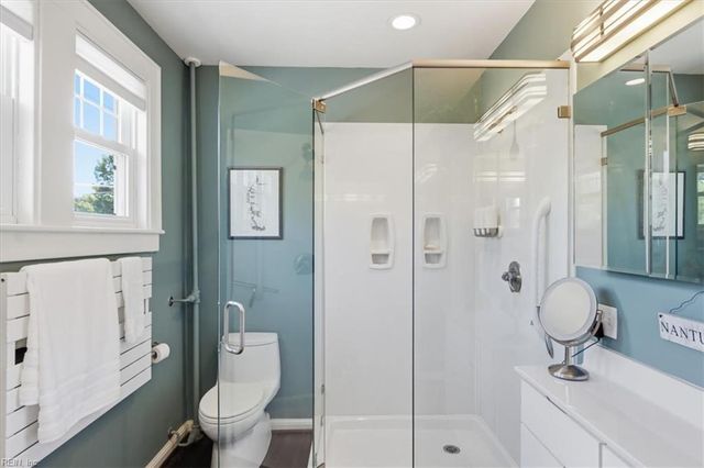 1027 Cambridge CRES, Norfolk, VA 23508