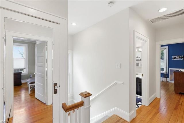 1027 Cambridge CRES, Norfolk, VA 23508