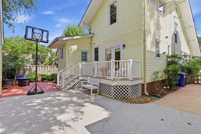 1027 Cambridge CRES, Norfolk, VA 23508