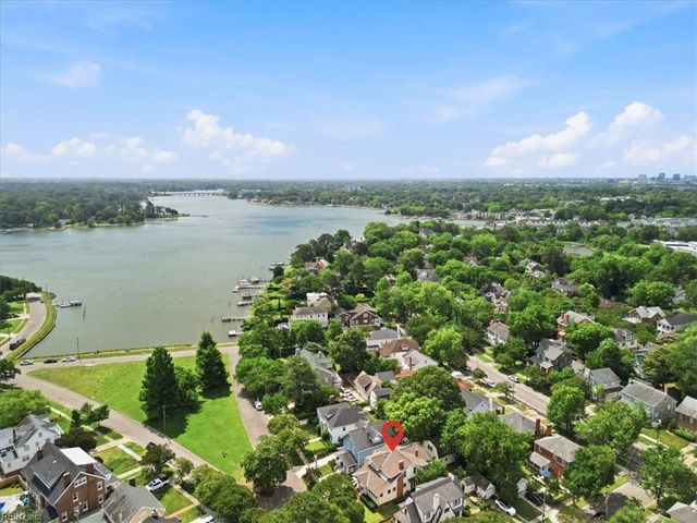 1027 Cambridge CRES, Norfolk, VA 23508