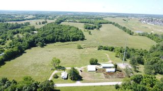 7576 West Farm Road 186, Republic, MO 65738