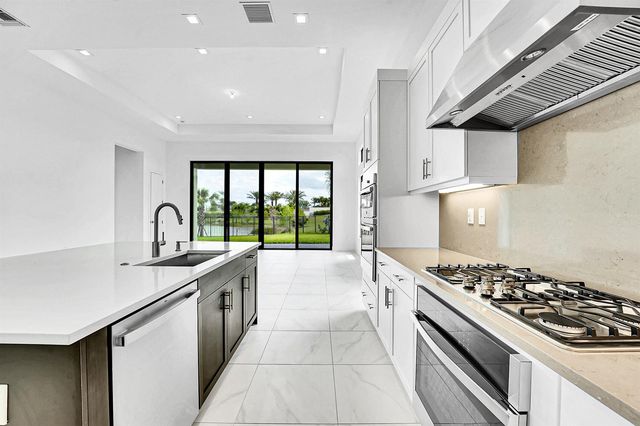 13069 Feathering Way, Palm Beach Gardens, FL 33412