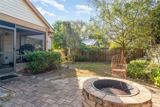 150 EDGEWATER CIRCLE, Sanford, FL 32773