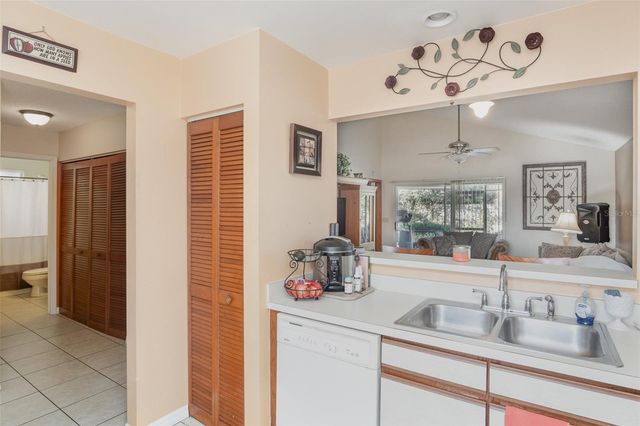 150 EDGEWATER CIRCLE, Sanford, FL 32773