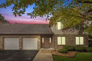 2626 Crescenzo Drive F, Joliet, IL 60436