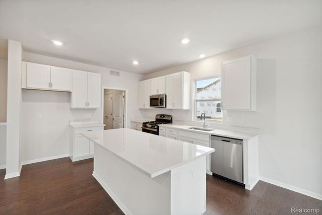 27119 Silo Drive, Saline, MI 48176