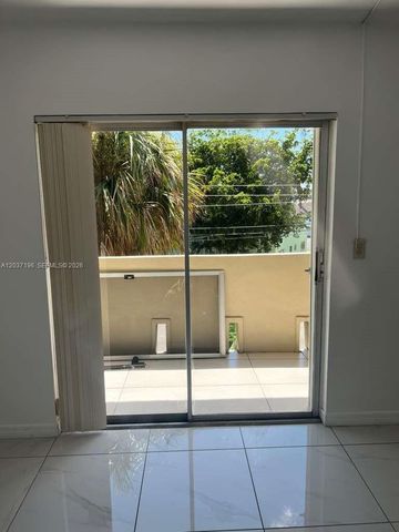 7505 SW 82nd St 322, Miami, FL 33143