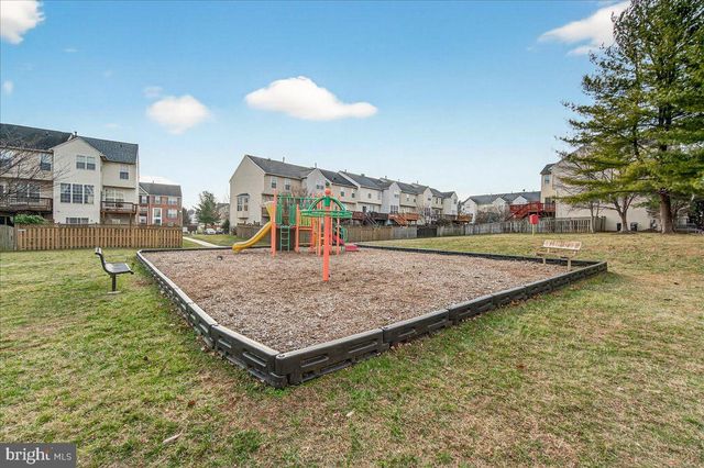 1944 CROSSING STONE CT, Frederick, MD 21702