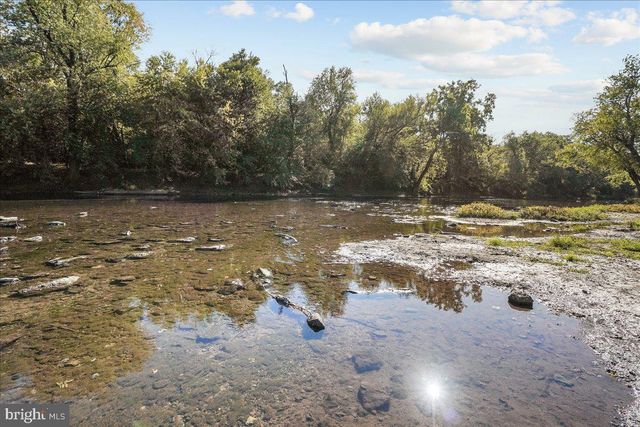 1944 CROSSING STONE CT, Frederick, MD 21702