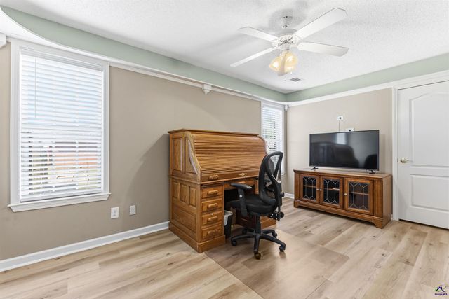 309 Audrey Way, Kathleen, GA 31047