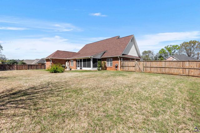 309 Audrey Way, Kathleen, GA 31047