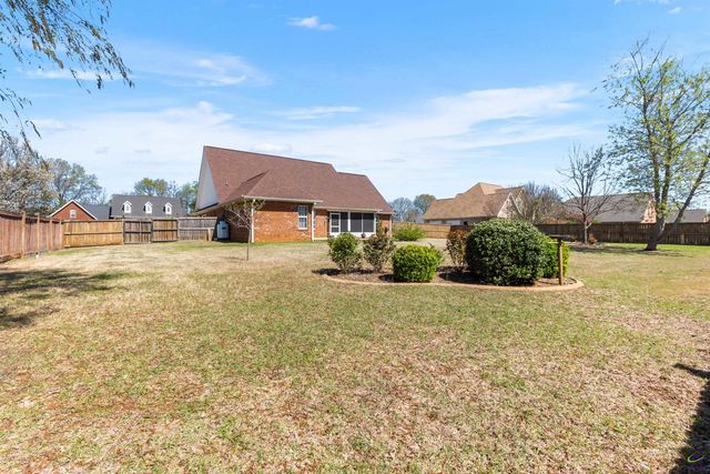 309 Audrey Way, Kathleen, GA 31047