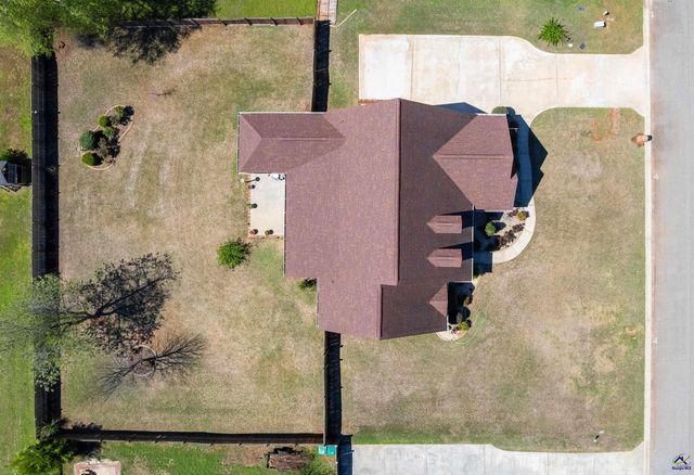 309 Audrey Way, Kathleen, GA 31047