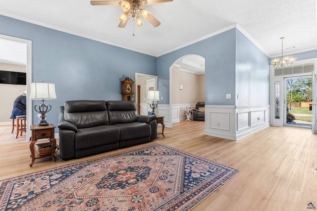 309 Audrey Way, Kathleen, GA 31047