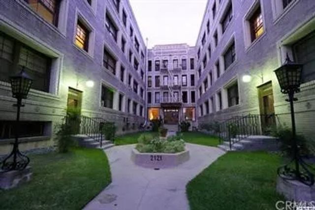 2121 James M Wood Boulevard 221, Los Angeles, CA 90006