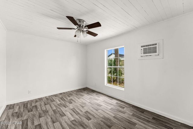 235 Central Avenue, Panama City, FL 32401