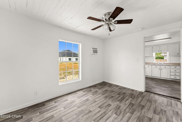 235 Central Avenue, Panama City, FL 32401