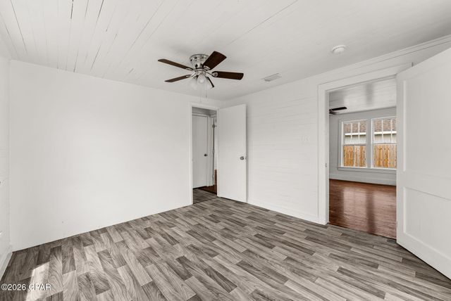 235 Central Avenue, Panama City, FL 32401
